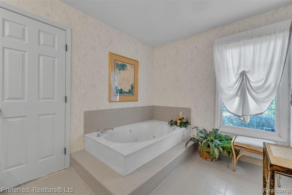 39797 Muirfield Lane, Northville, MI 48168 — Photo 27