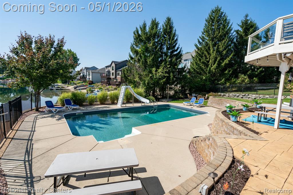 542 Bay Pointe Drive, Oxford, MI 48371 — Photo 41
