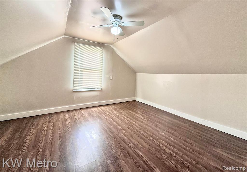 6847 CONTINENTAL Avenue, Warren, MI 48091 — Photo 18