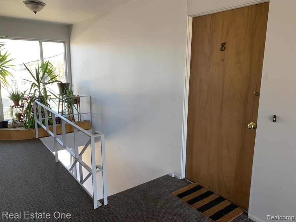 4810 Briarwood Avenue, Royal Oak, MI 48073 — Photo 2