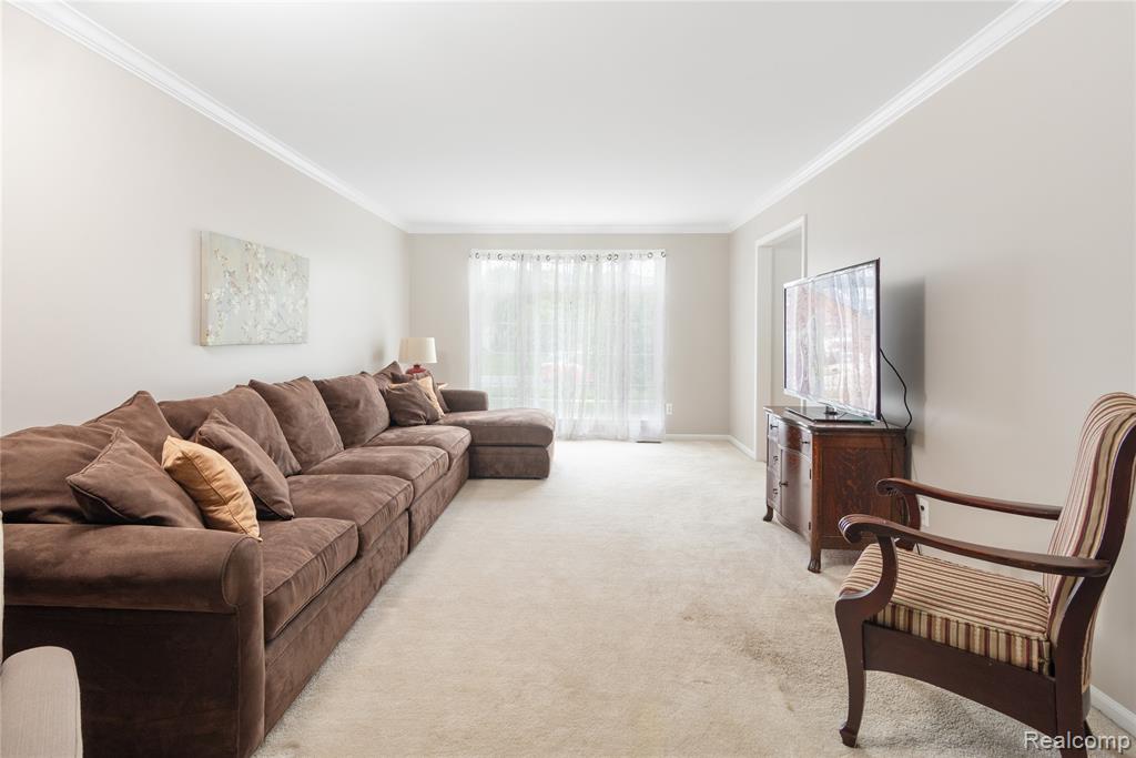 53821 Blakely Court, New Baltimore, MI 48047 — Photo 4