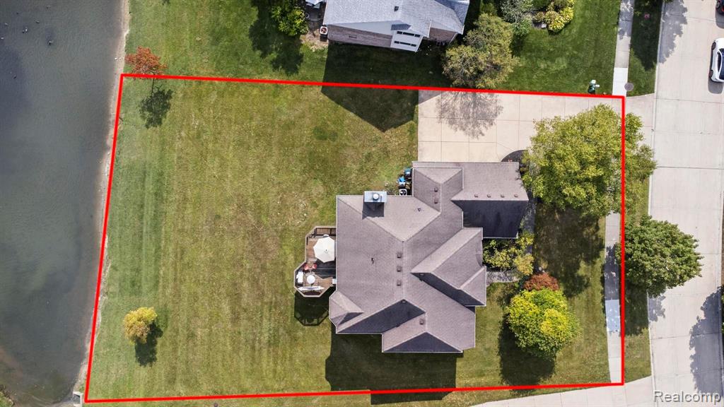 8978 WOODLORE SOUTH Drive, Plymouth, MI 48170 — Photo 50