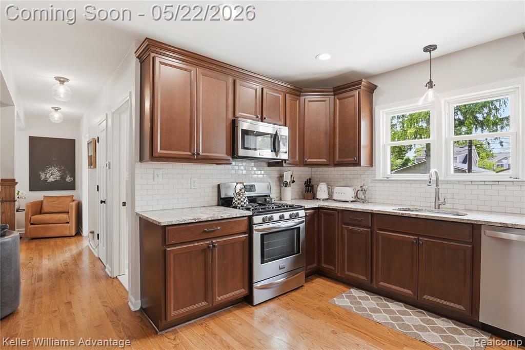575 N Evergreen Street, Plymouth, MI 48170 — Photo 14