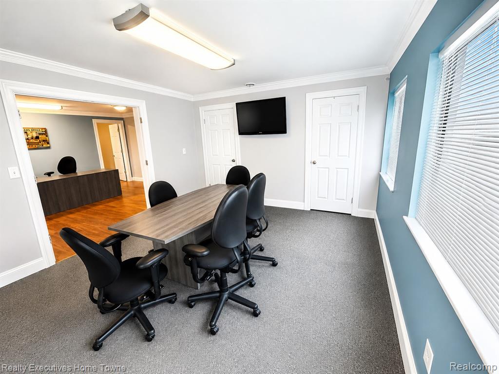 1097 S Lapeer Road, Oxford, MI 48371 — Photo 5