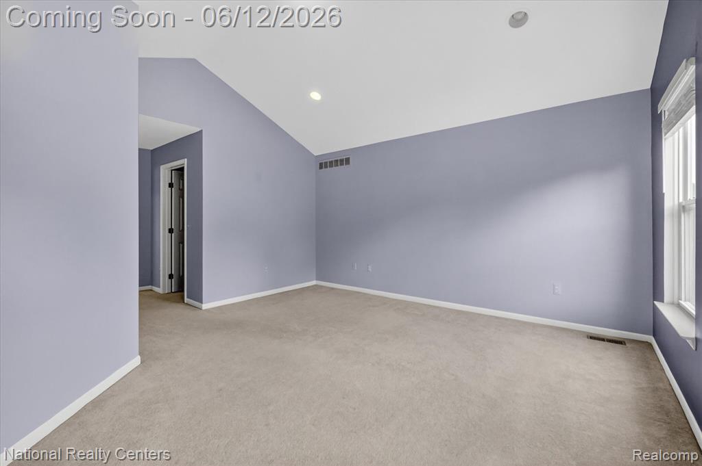 8525 BERKSHIRE Drive, Ypsilanti, MI 48198 — Photo 26