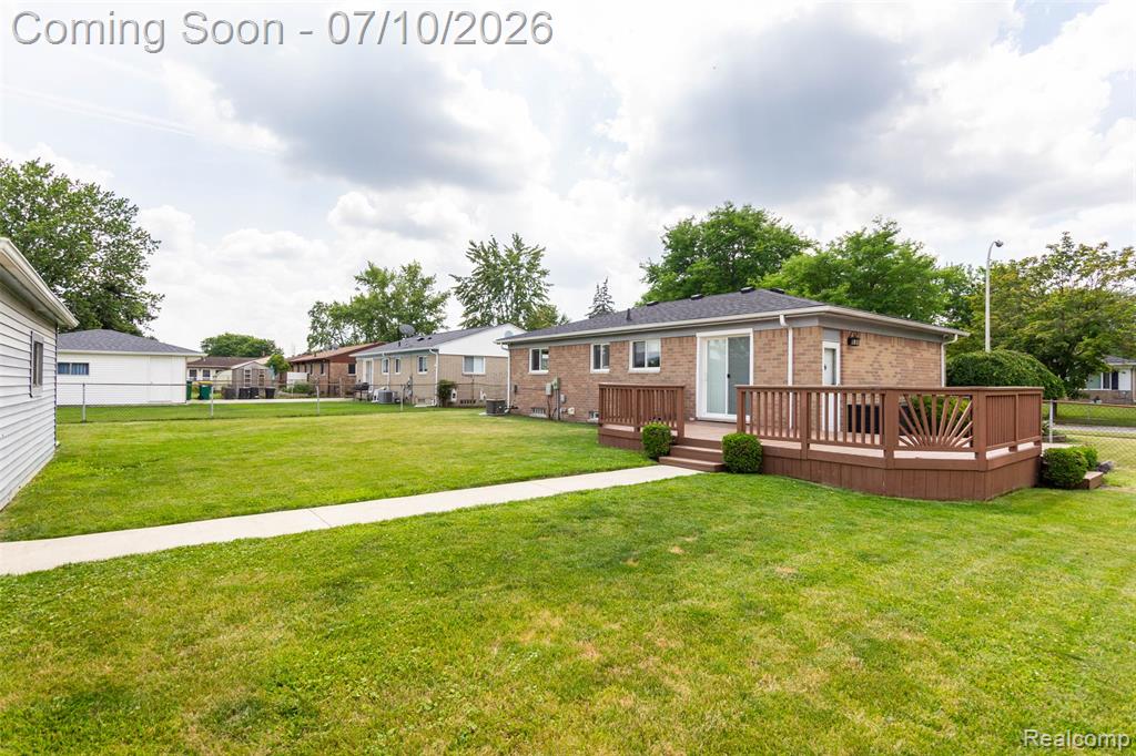 9807 Fairbanks Street, Belleville, MI 48111 — Photo 34