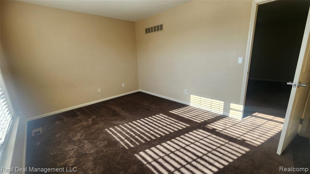 6146 Lone Oak Circle, Grand Blanc, MI 48439 — Photo 21