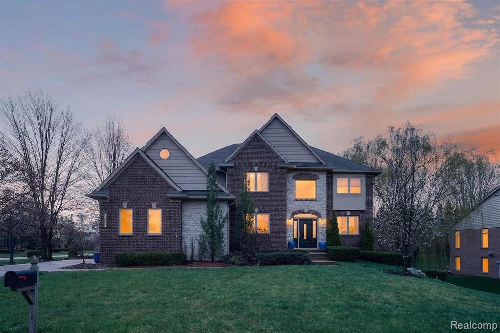 48877 Wildwood Court, Plymouth, MI 48170 — Photo 2