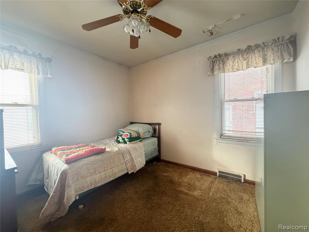 7041 Yinger Avenue, Dearborn, MI 48126 — Photo 18