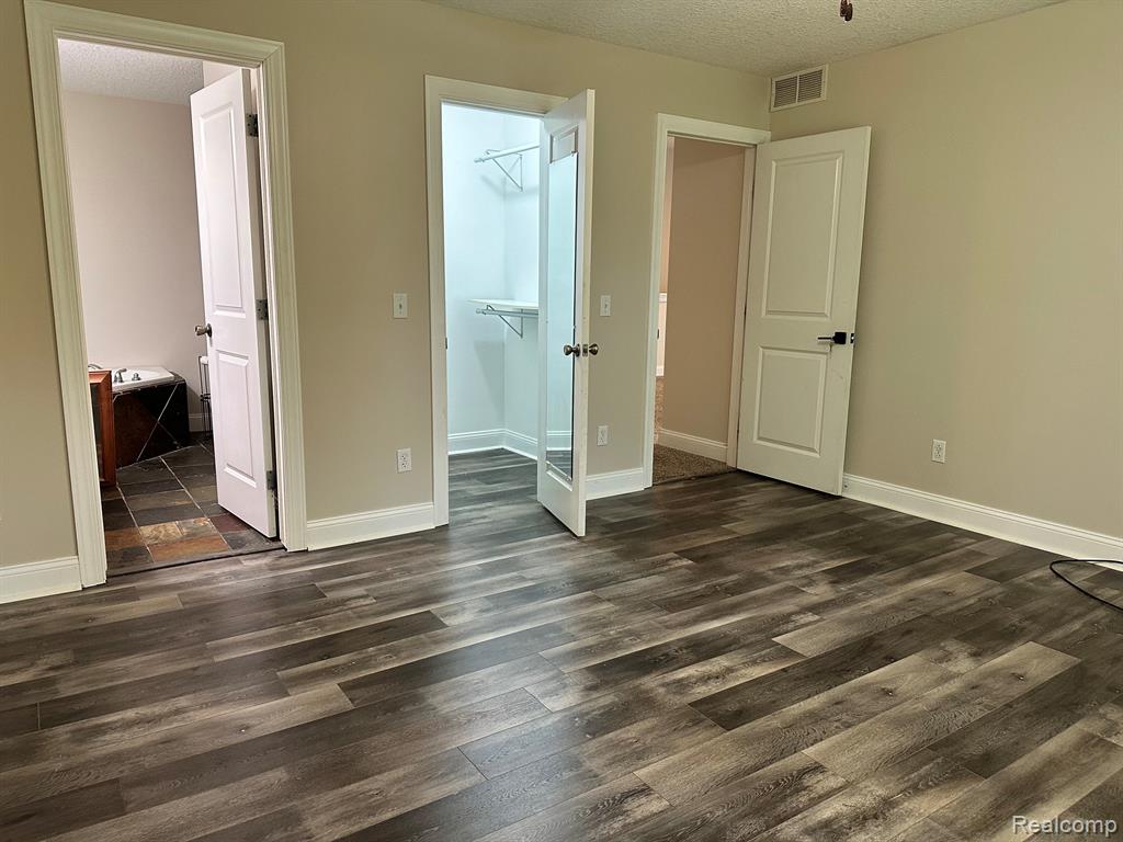 8029 SOUTHVIEW MEADOWS Drive, Mount Morris, MI 48458 — Photo 7