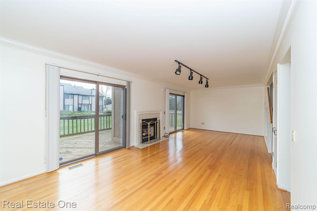 6250 POTOMAC Circle, West Bloomfield, MI — Photo 12