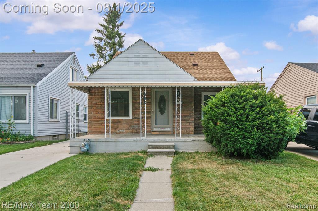 562 Mill Street, Lincoln Park, MI 48146 — Photo 2