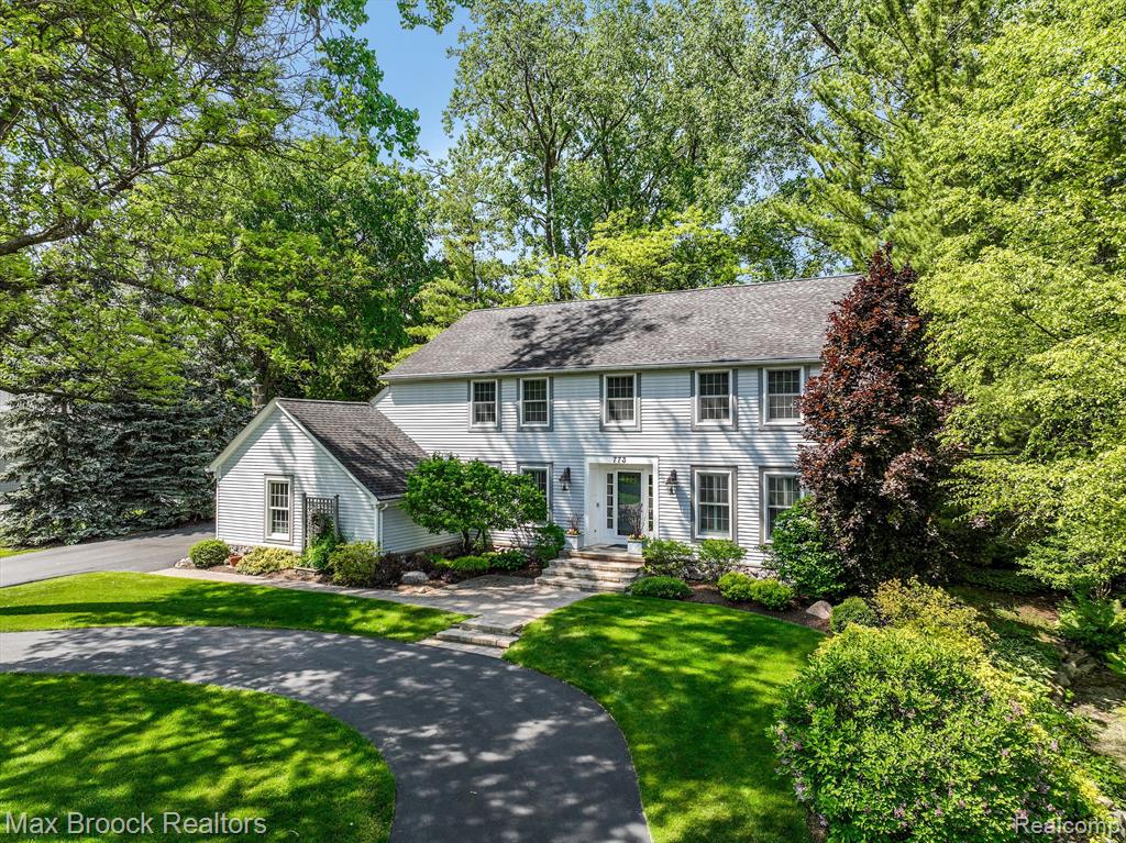 773 WOODCHESTER Drive, Bloomfield Hills, MI 48304 — Photo 2