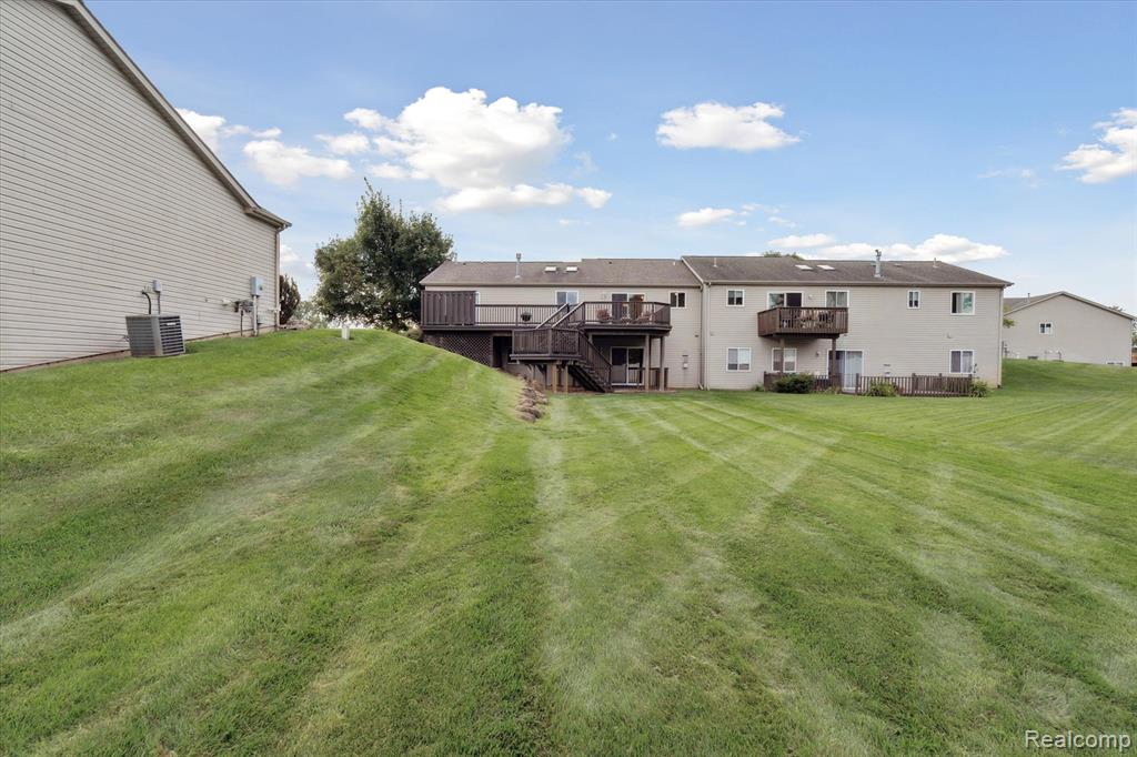 1244 Crystal Pointe Circle, Fenton, MI 48430 — Photo 42