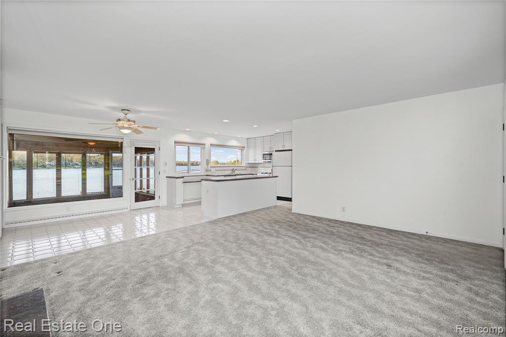 4416 S Shore Street, Waterford, MI 48328 — Photo 10