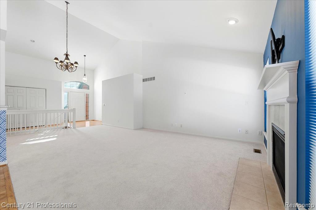 3895 Arbor Drive, Auburn Hills, MI 48326 — Photo 10
