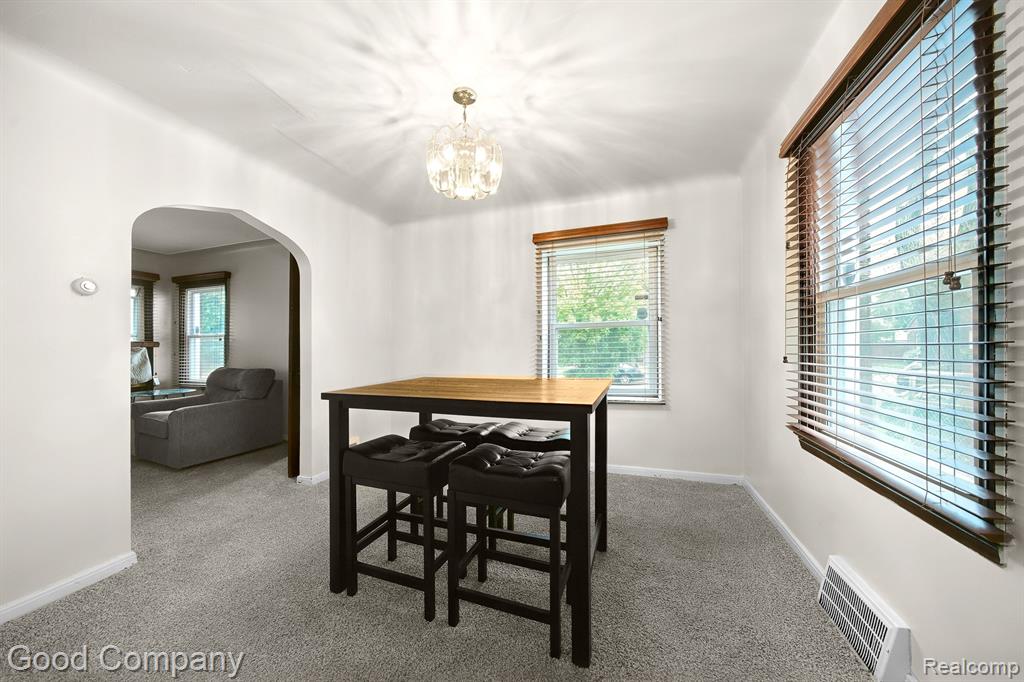 9101 HARTWELL Street, Detroit, MI 48228 — Photo 6