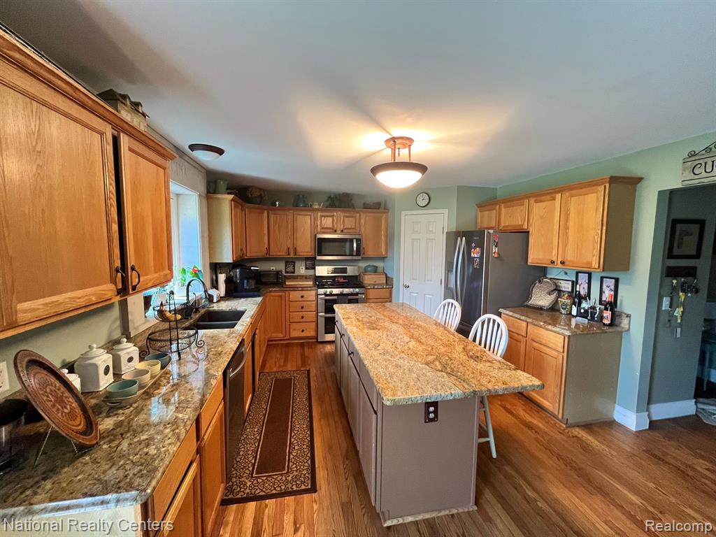 4952 STILLMEADOW Drive, Howell, MI 48843 — Photo 11
