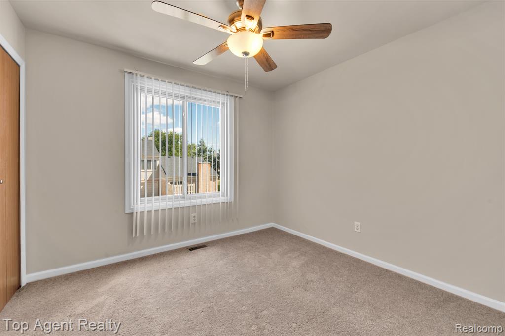 44643 CONNECTICUT Court, Clinton Twp, MI 48038 — Photo 13