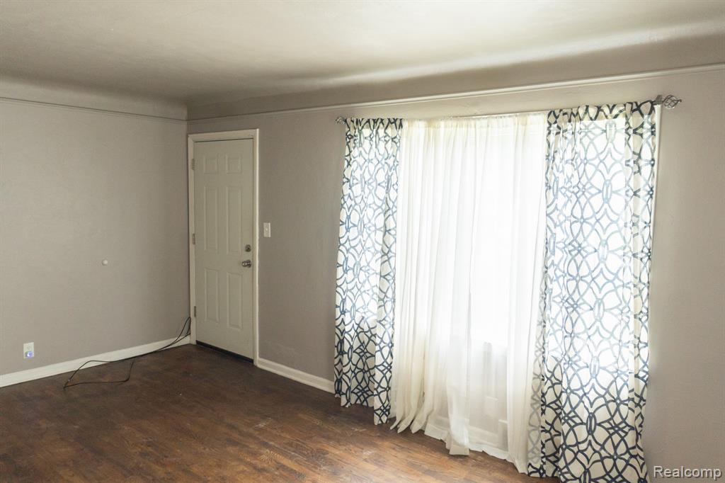 727 Waldman Avenue, Flint, MI 48507 — Photo 15