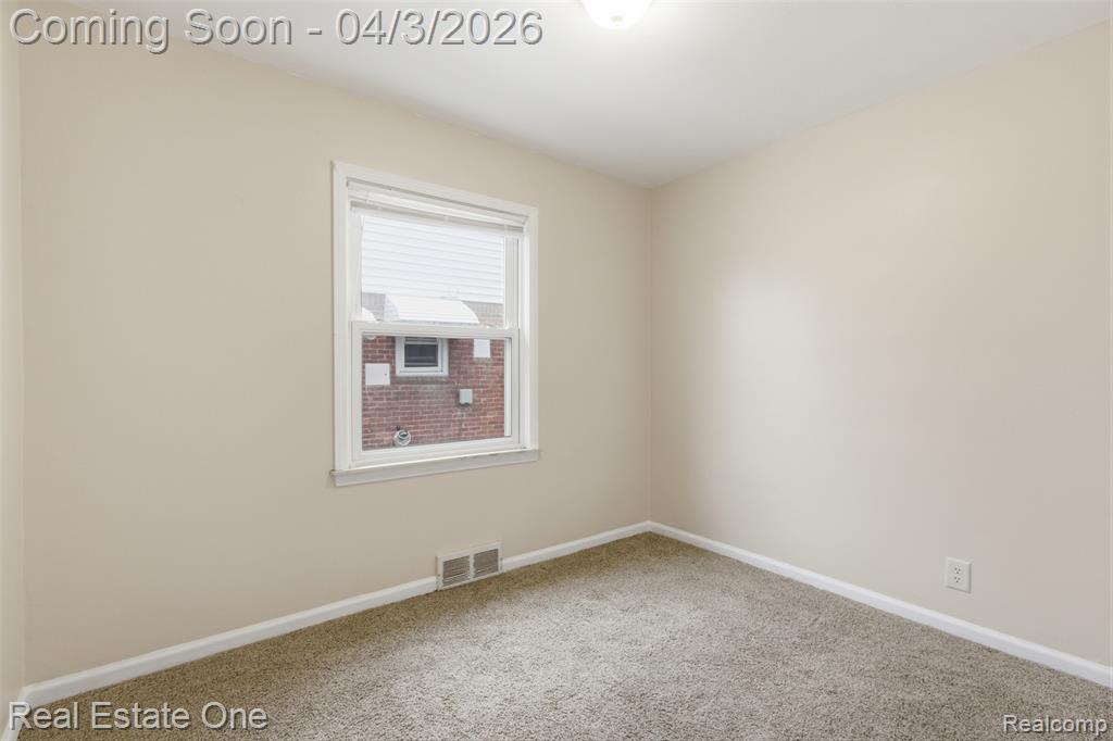 7259 FENTON Street, Dearborn Heights, MI 48127 — Photo 8