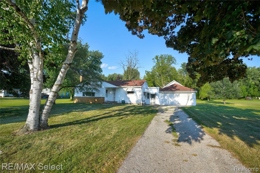 7449 Jennings Road, Swartz Creek, MI 48473 — Photo 3