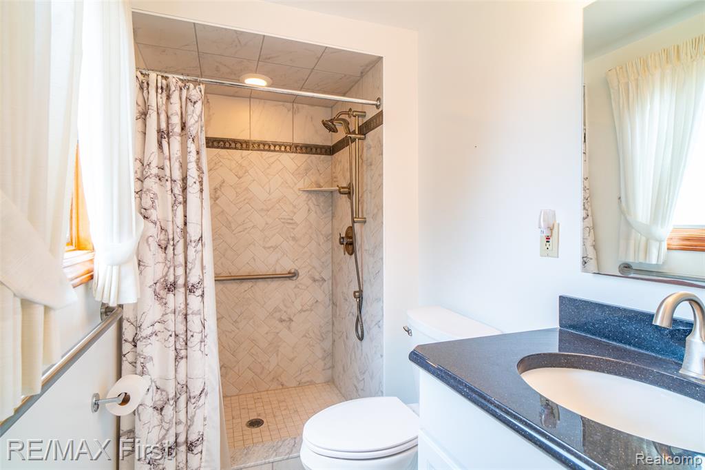 8506 Orchardview Drive, Washington, MI 48095 — Photo 30
