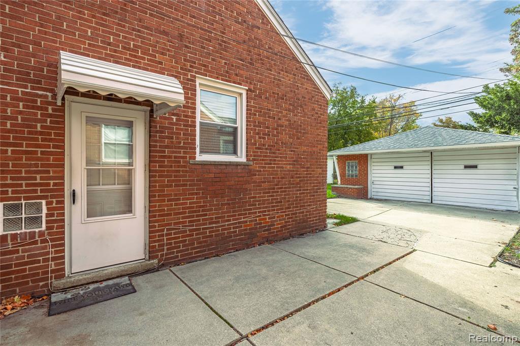 8928 Becker Avenue, Allen Park, MI 48101 — Photo 39