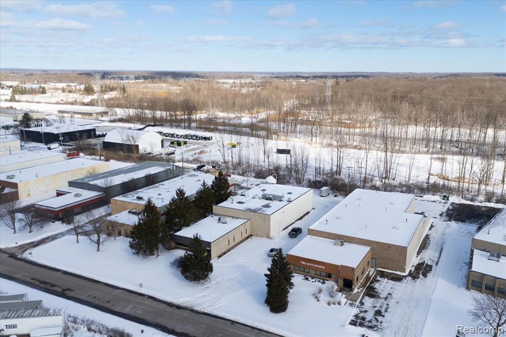 28800 Wall Street, Wixom, MI — Photo 46