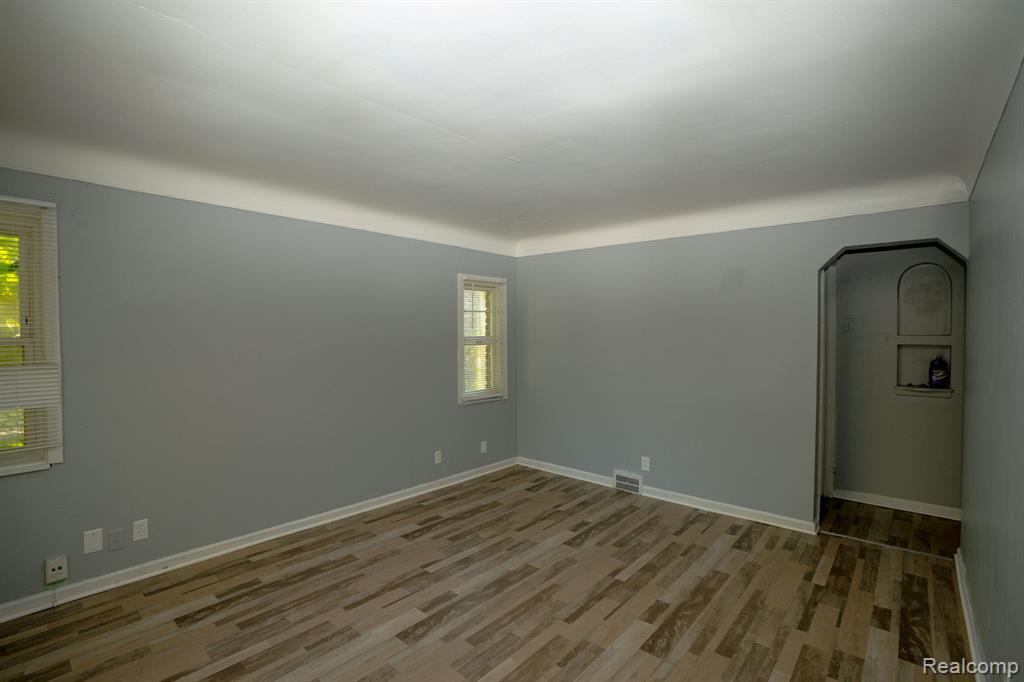 9833 Berkshire Street, Detroit, MI 48224 — Photo 4