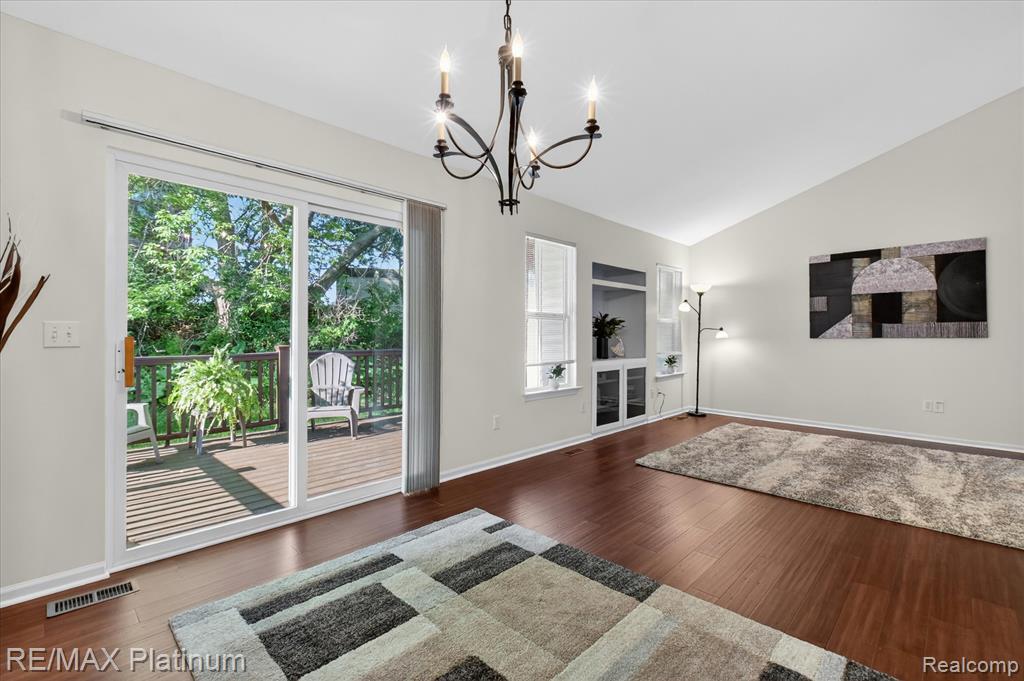540 Snowfall Court, Howell, MI 48843 — Photo 9