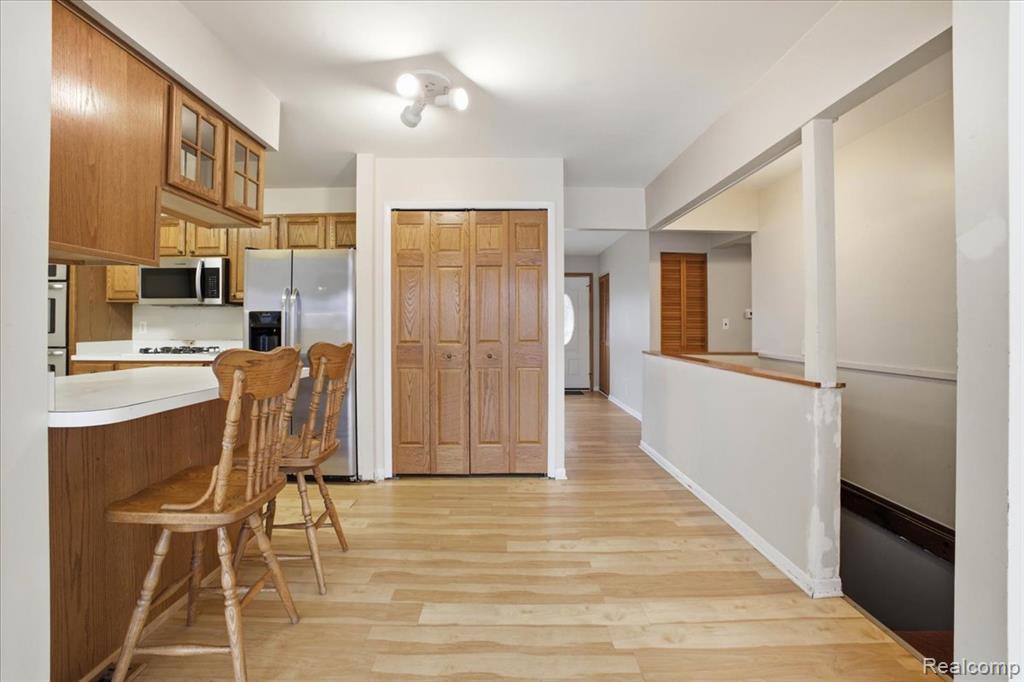 6360 Manson Drive, Waterford, MI 48329 — Photo 14
