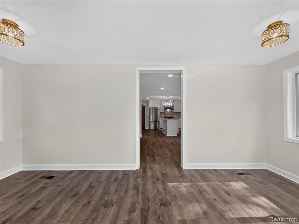 8512 Fisher Avenue, Warren, MI 48089 — Photo 4