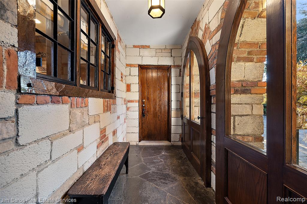 49016 Point Lakeview Street, Chesterfield, MI 48047 — Photo 52