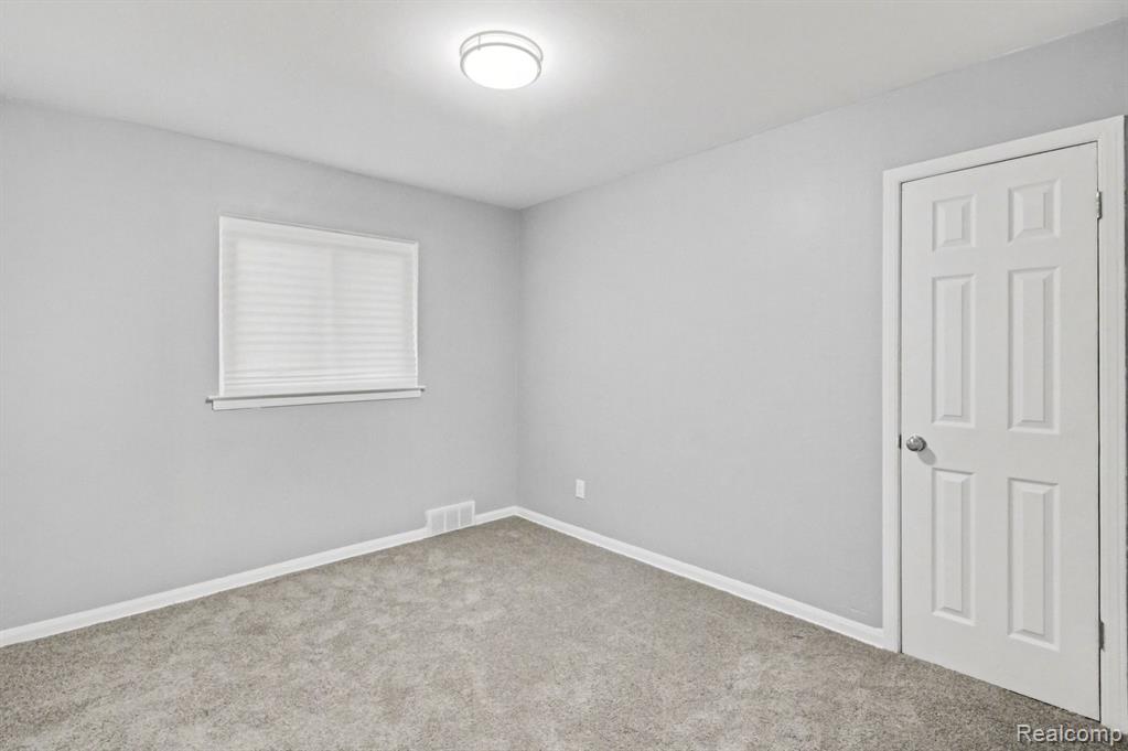 20260 Patton Street, Detroit, MI 48219 — Photo 12