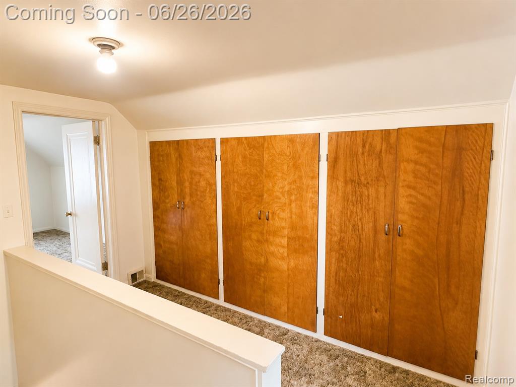 8056 Central, Center Line, MI 48015 — Photo 18