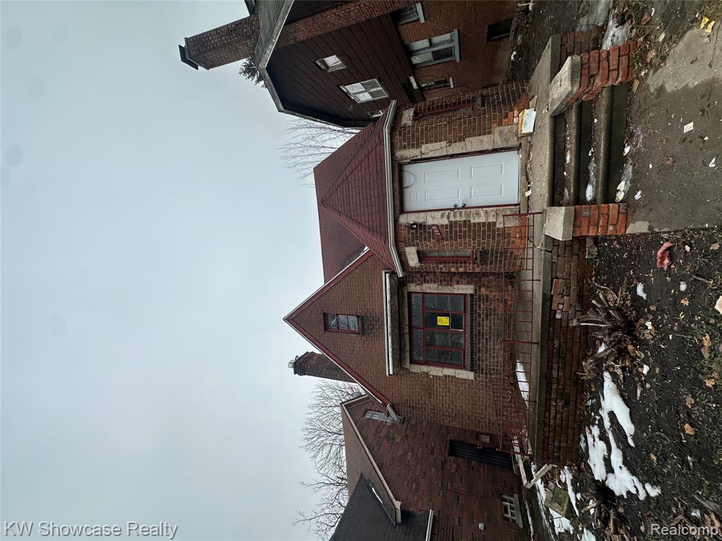 9165 Manor Street, Detroit, MI 48204 — front exterior