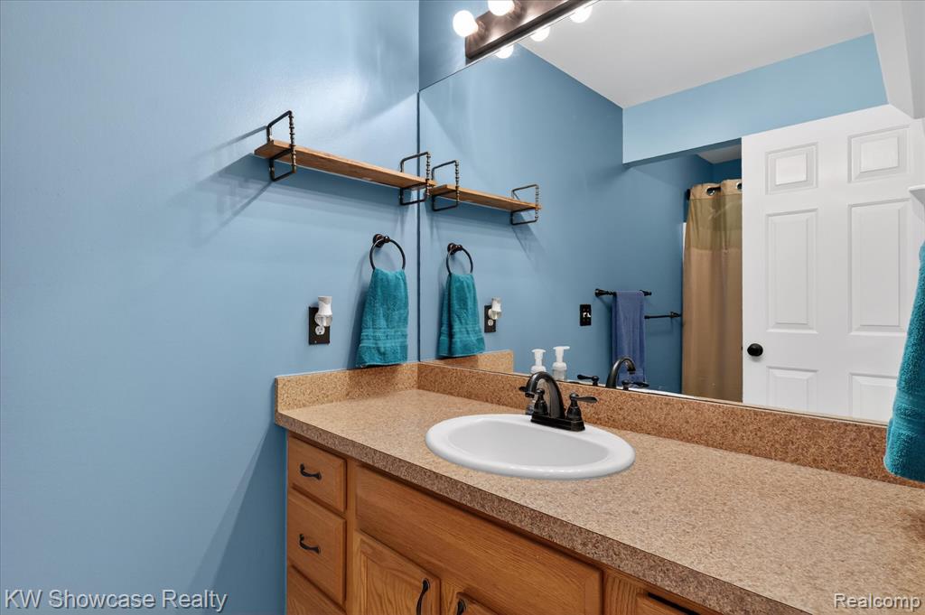 662 Tierney Avenue, Highland, MI 48356 — Photo 14
