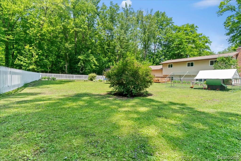 956 Chickasaw Drive, Mason, MI 48854 — Photo 31
