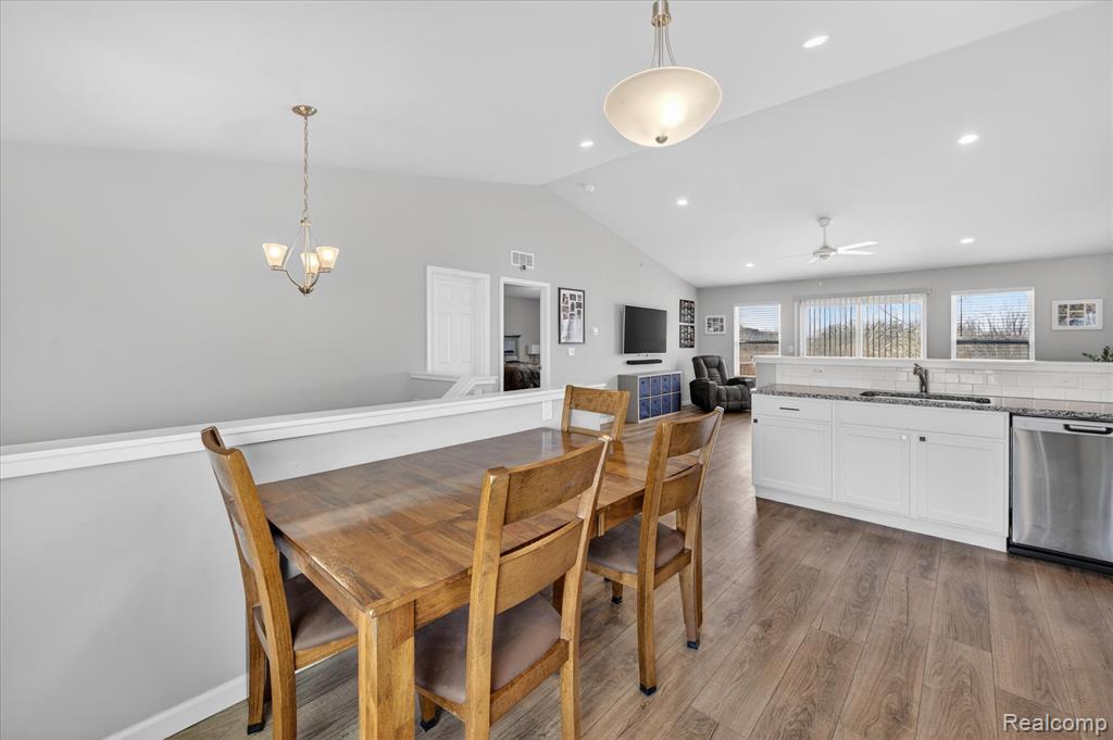 7154 Timberline Drive, Flint, MI 48507 — Photo 11