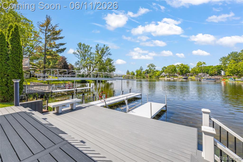 4661 Sashabaw Road, Waterford, MI 48329 — Photo 9