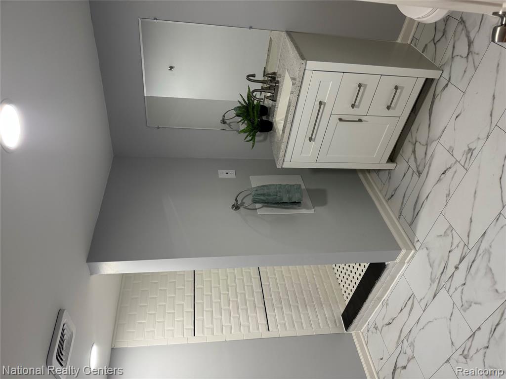 506 Fairwood Street, Inkster, MI 48141 — Photo 25