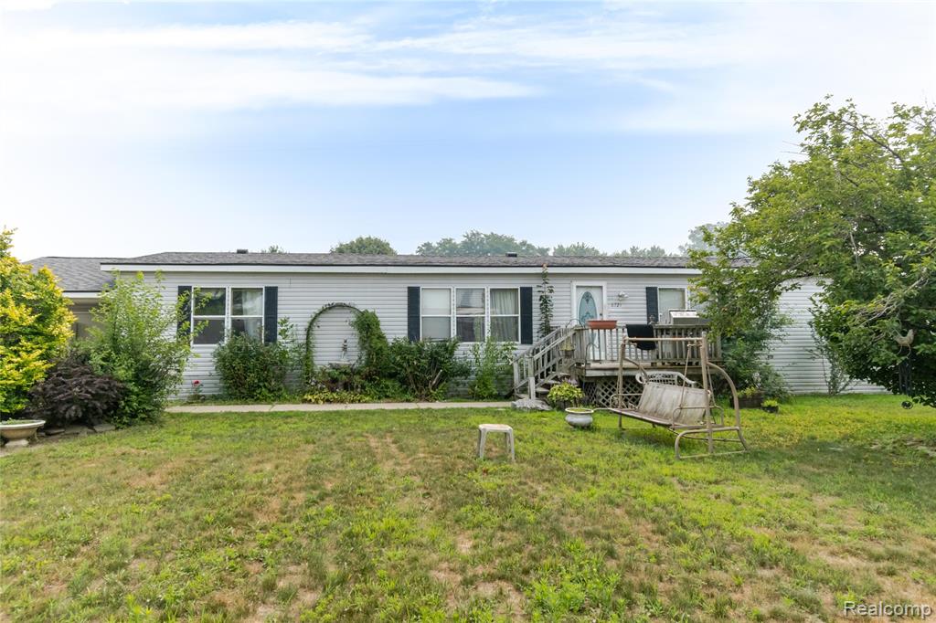 6721 Senate St #406, Van Buren, MI 48111
