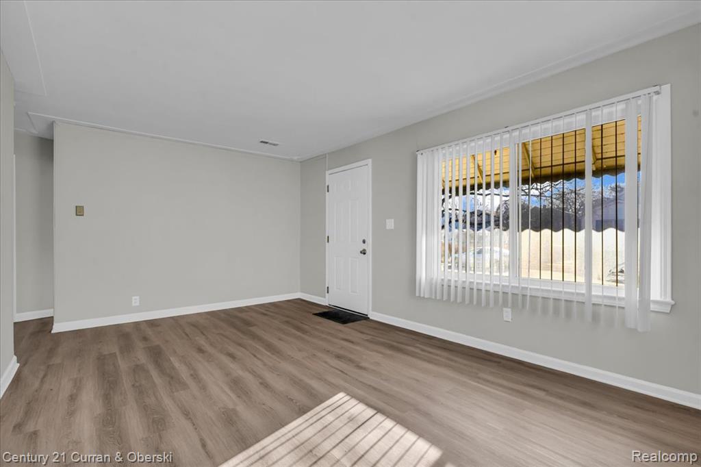 7011 Lozier Avenue, Warren, MI 48091 — Photo 4