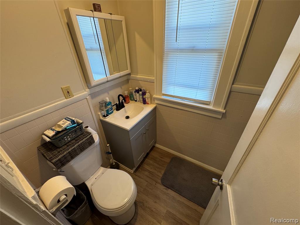 747 Cherry Street, Wyandotte, MI 48192 — Photo 31