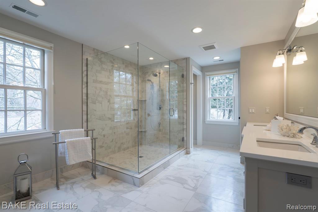 6333 Worlington Road, Bloomfield Hills, MI 48301 — Photo 43