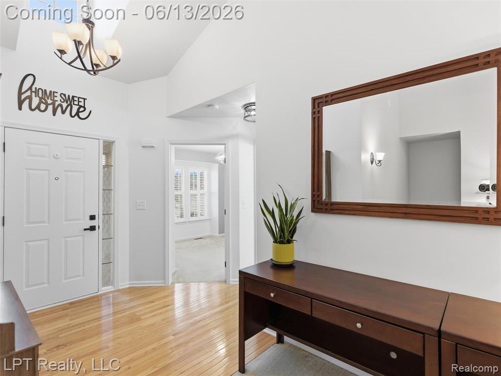 7035 Iris Court, Grand Blanc, MI 48439 — Photo 5