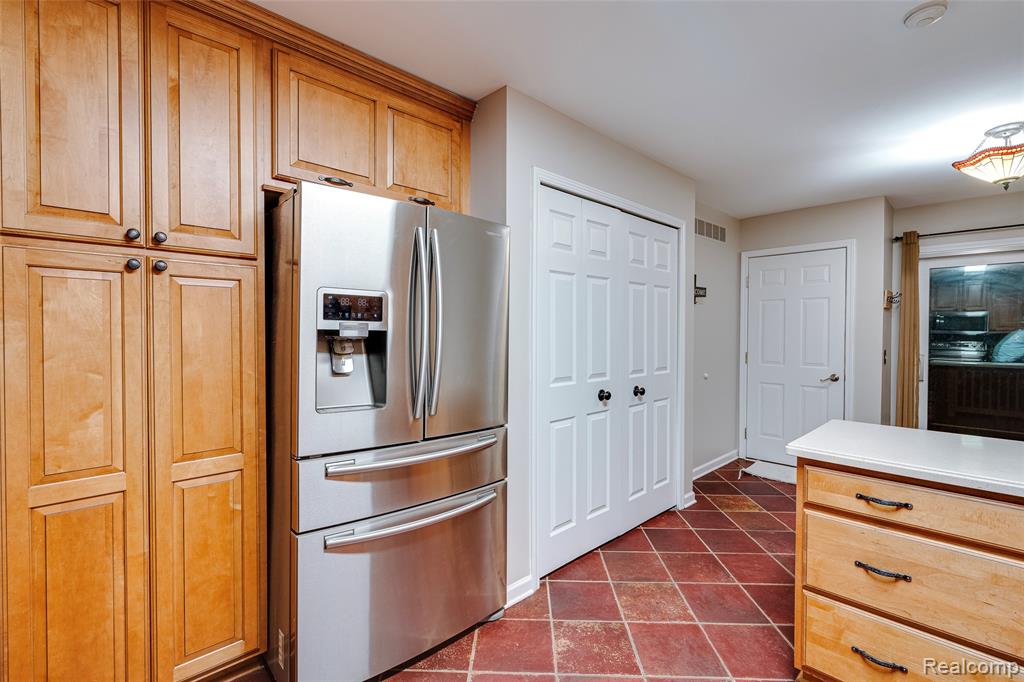42162 Saratoga Circle, Canton, MI 48187 — Photo 19