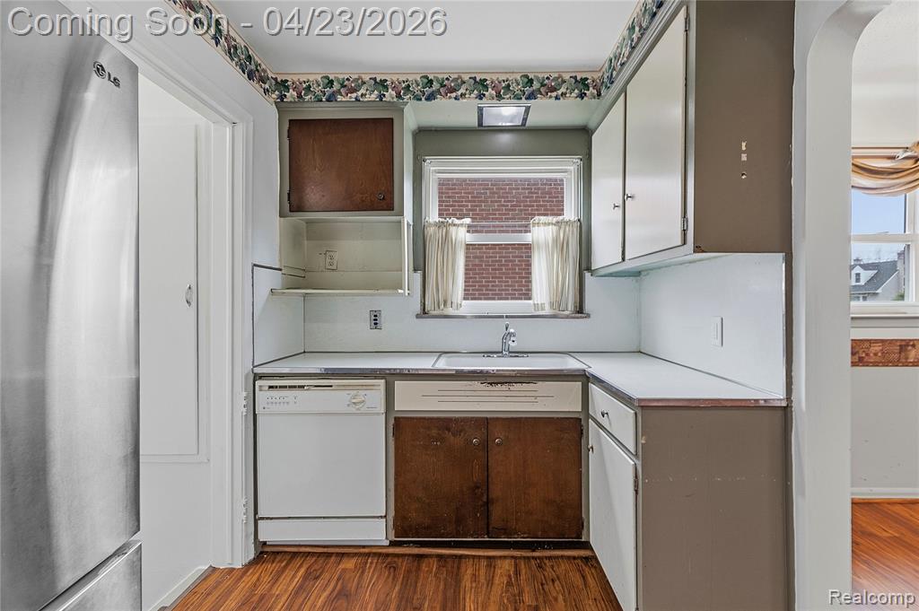 9538 Hazelton, Redford, MI 48239 — Photo 9