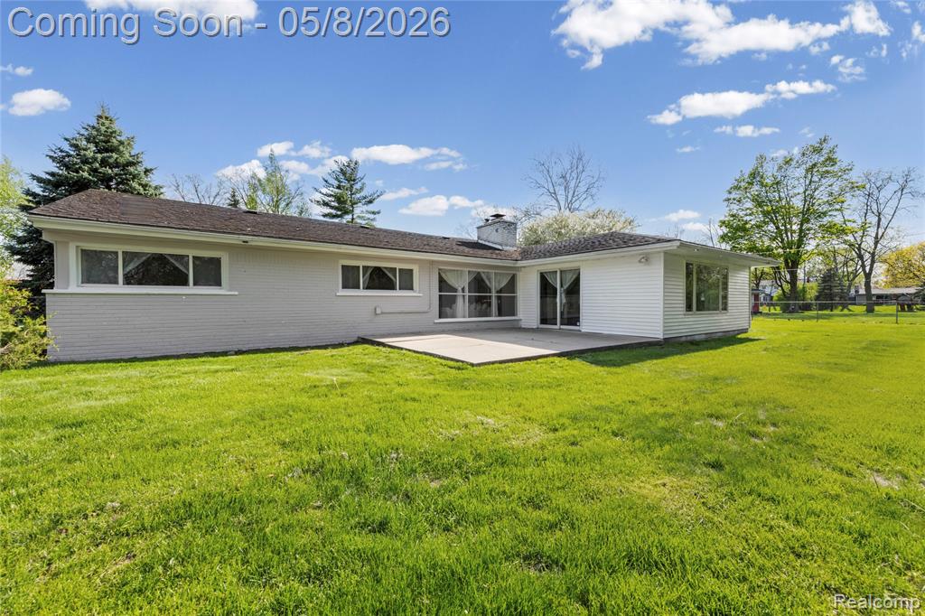 7396 Cornwall Court, West Bloomfield, MI — Photo 31